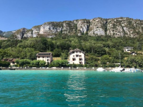 Rare 2 bedroom with private beach on Lake Annecy Doussard